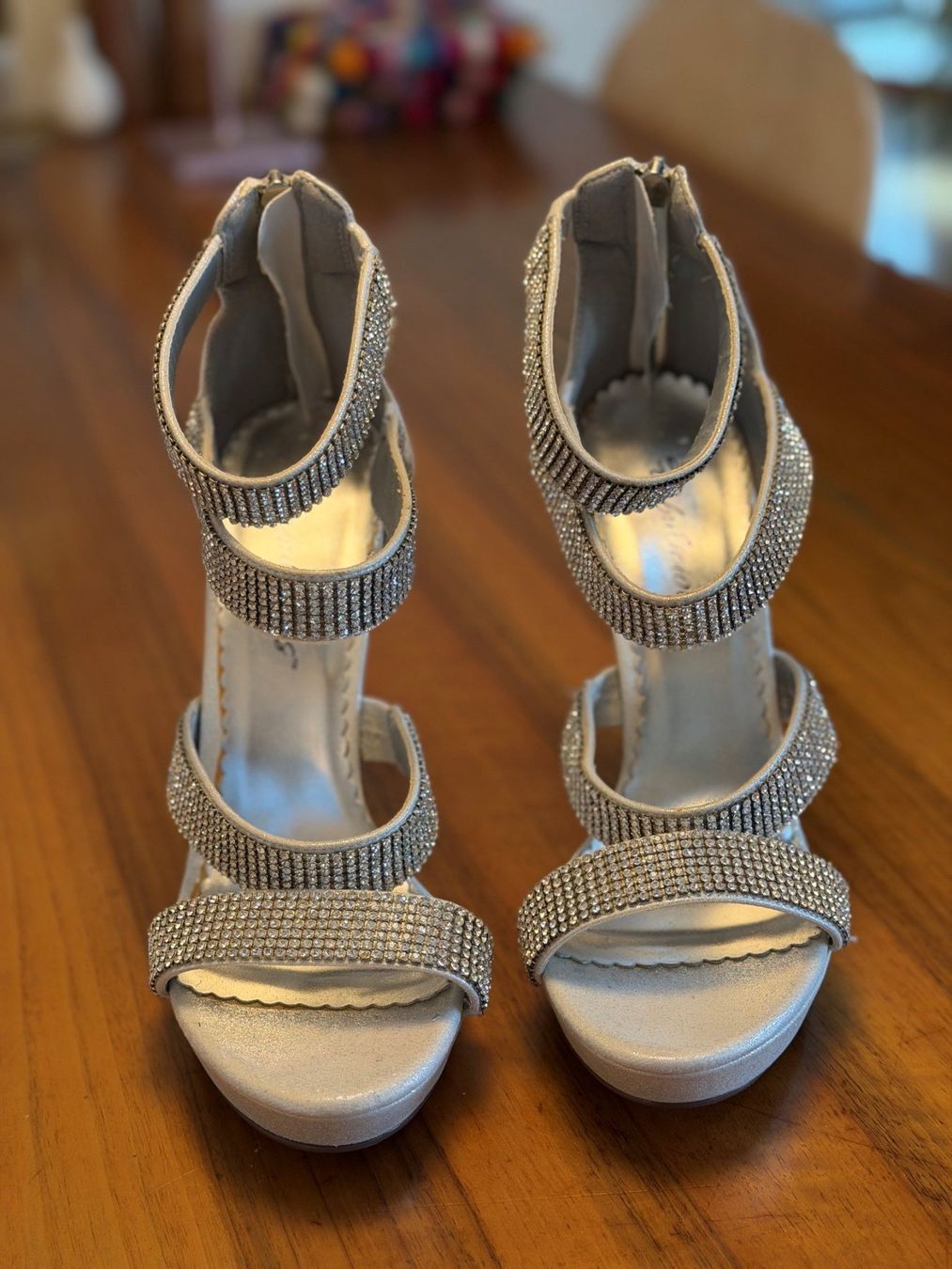 Chaussures femmes: High Heels von Fabulicious Gr. 39 – D'occasion à Schliern b. Köniz par Jetta73