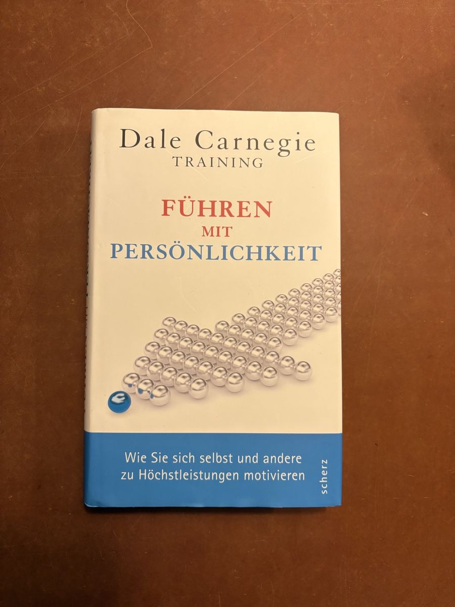 Libri: Dale Carnegie "Führen mit Persönlichkeit" – Usato da Küssnacht am Rigi venduto da Hannibal06