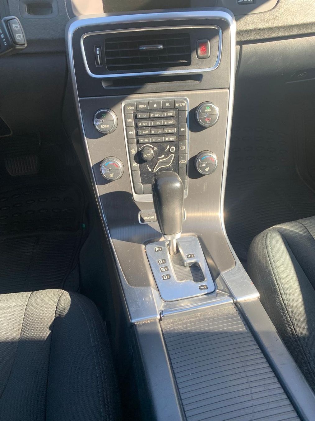 Volvo Automobili: Volvo V60 D3 frisch MFK – Usato da Wetzikon ZH venduto da cobra039 8