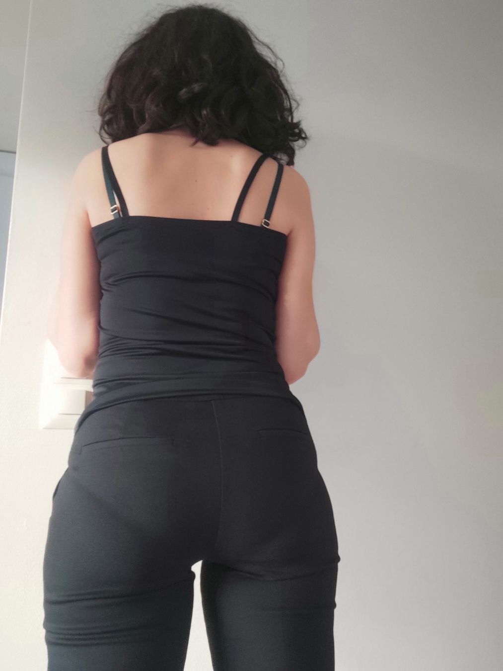 Zara Pantaloni: Pantalon Zara XS – Usato da Bern venduto da Celinesim99 1