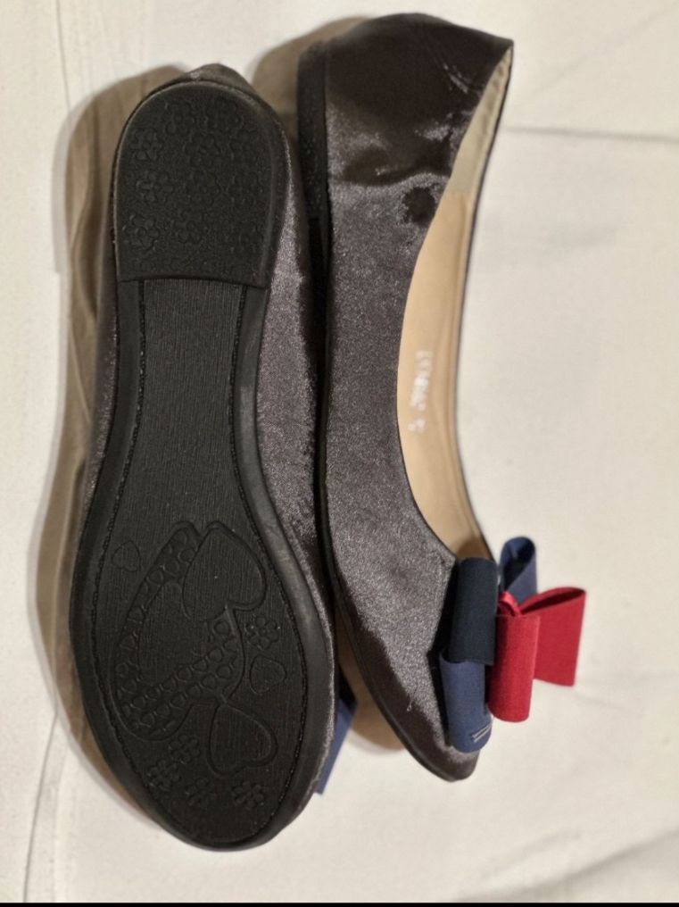 Damenschuhe: Graue Ballerinas mit rot/blauer Schleife NEU – Neu (gemäss Beschreibung) aus Zürich von ong8 2