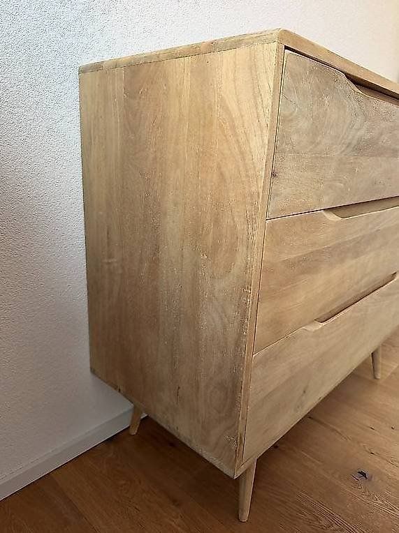 Cassettiere: Commode en bois de manguier massif – Usato da Montana venduto da eng_b5bt 2