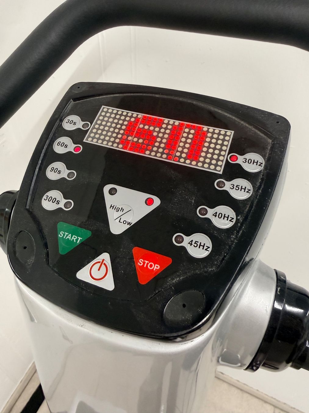 Power Plate Vélos d'appartement: Power Plate 618 – D'occasion à Küssnacht am Rigi par Grittibaenz 3