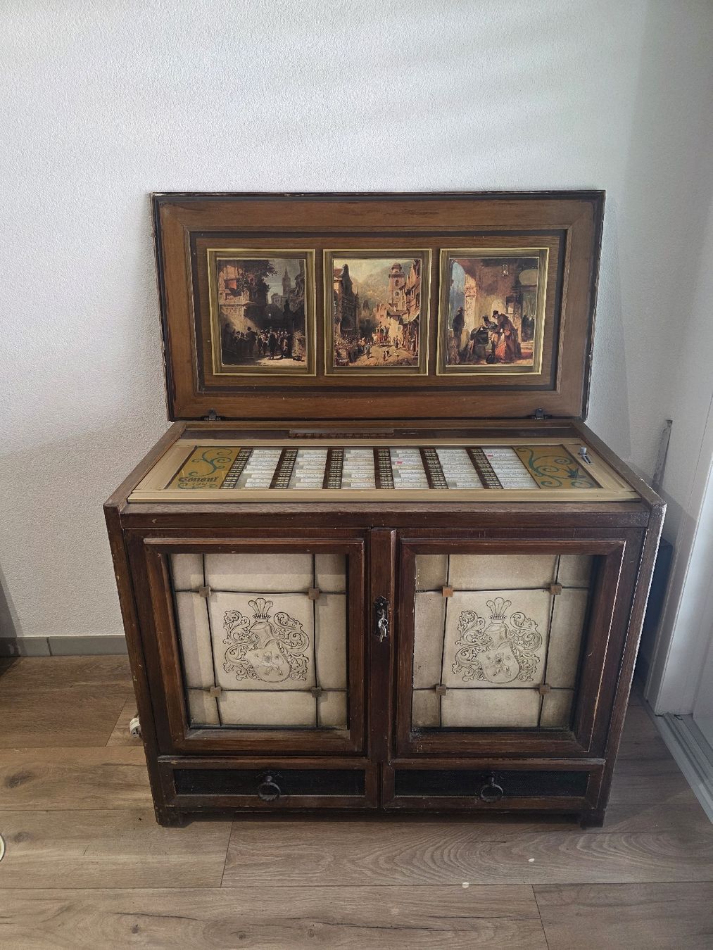Musiktruhen: Jukebox NSM non fonctionnel à Restaurer  – Defekt aus Saignelégier von MattBian