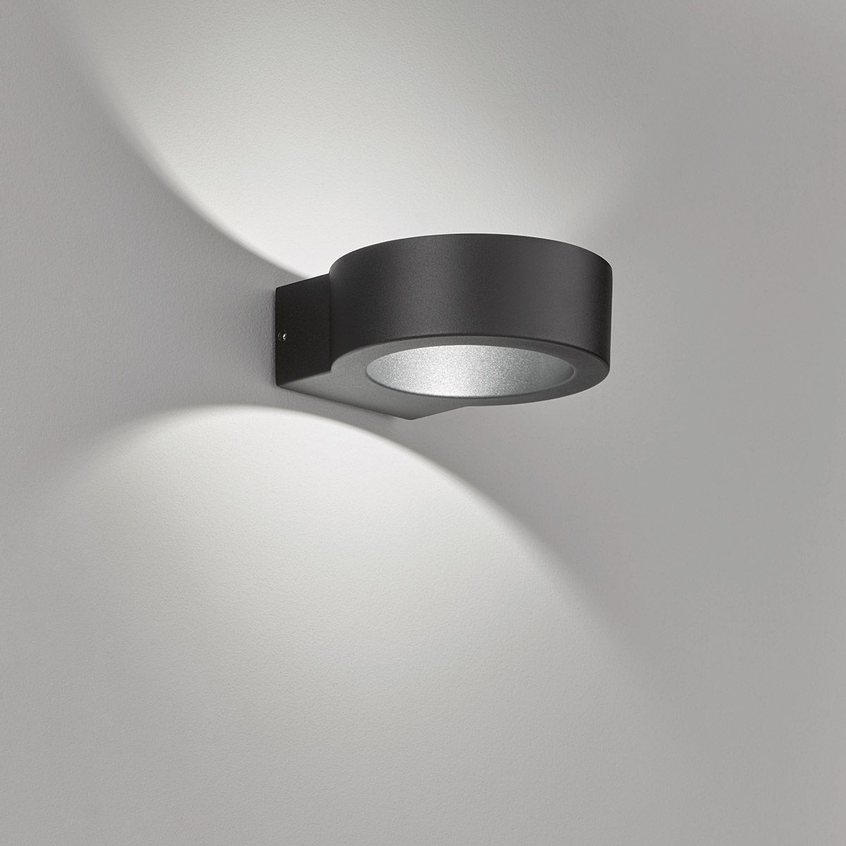 Lampen: LED Aussen Wandleuchte, 15 cm x 5 cm – Neu (gemäss Beschreibung) aus Kreuzlingen von Smart-Light