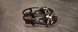 Sommer Sandalen mit Schmucksteinen Gr. 39. bequem
