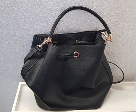 Schwarze Handtasche / Beutel von H&M - Top Zustand!