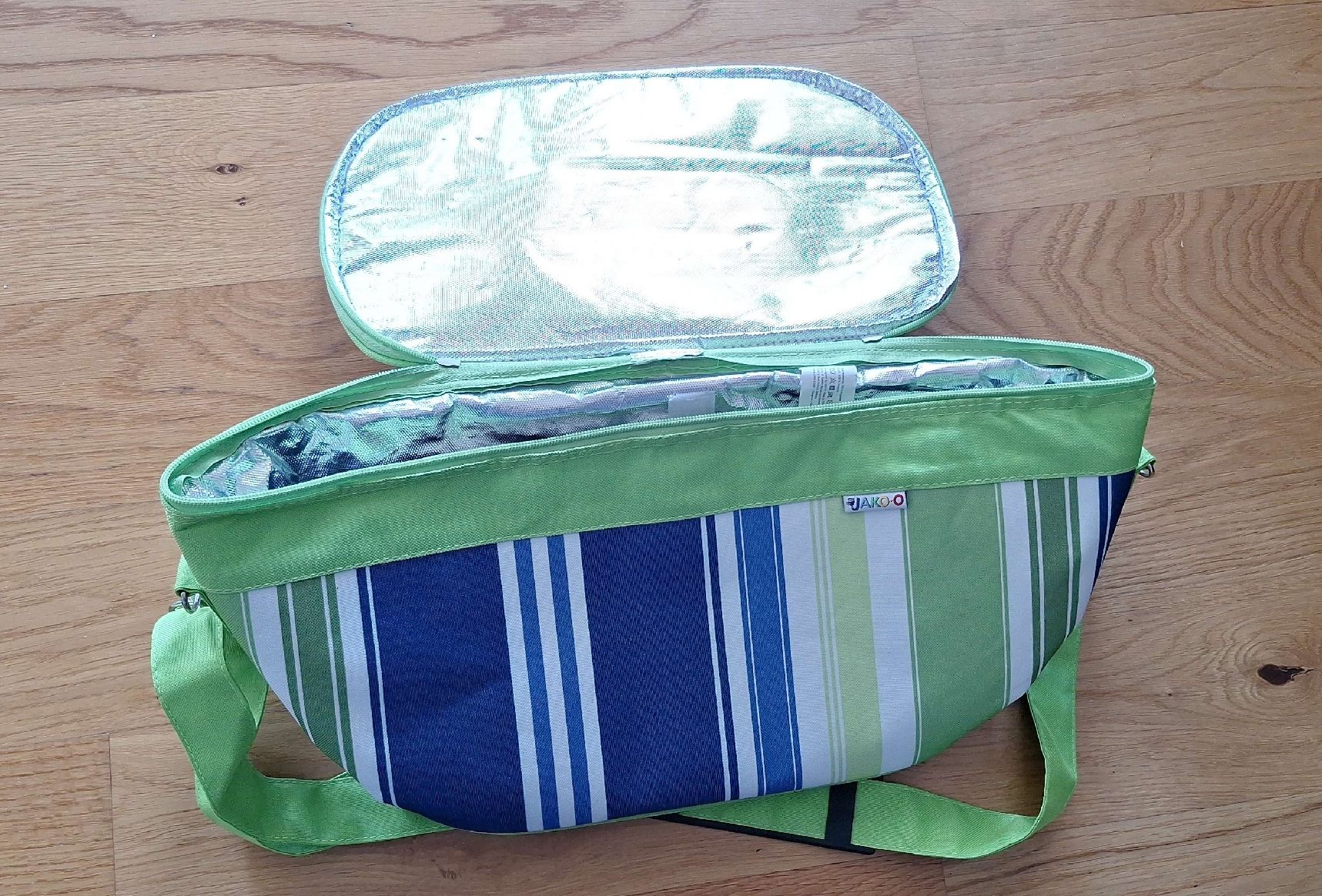Jako-O Borse: Kühltasche Sommer Strand Picknick isoliert gestreift – Usato da Pfäffikon ZH venduto da Shoppi5 1