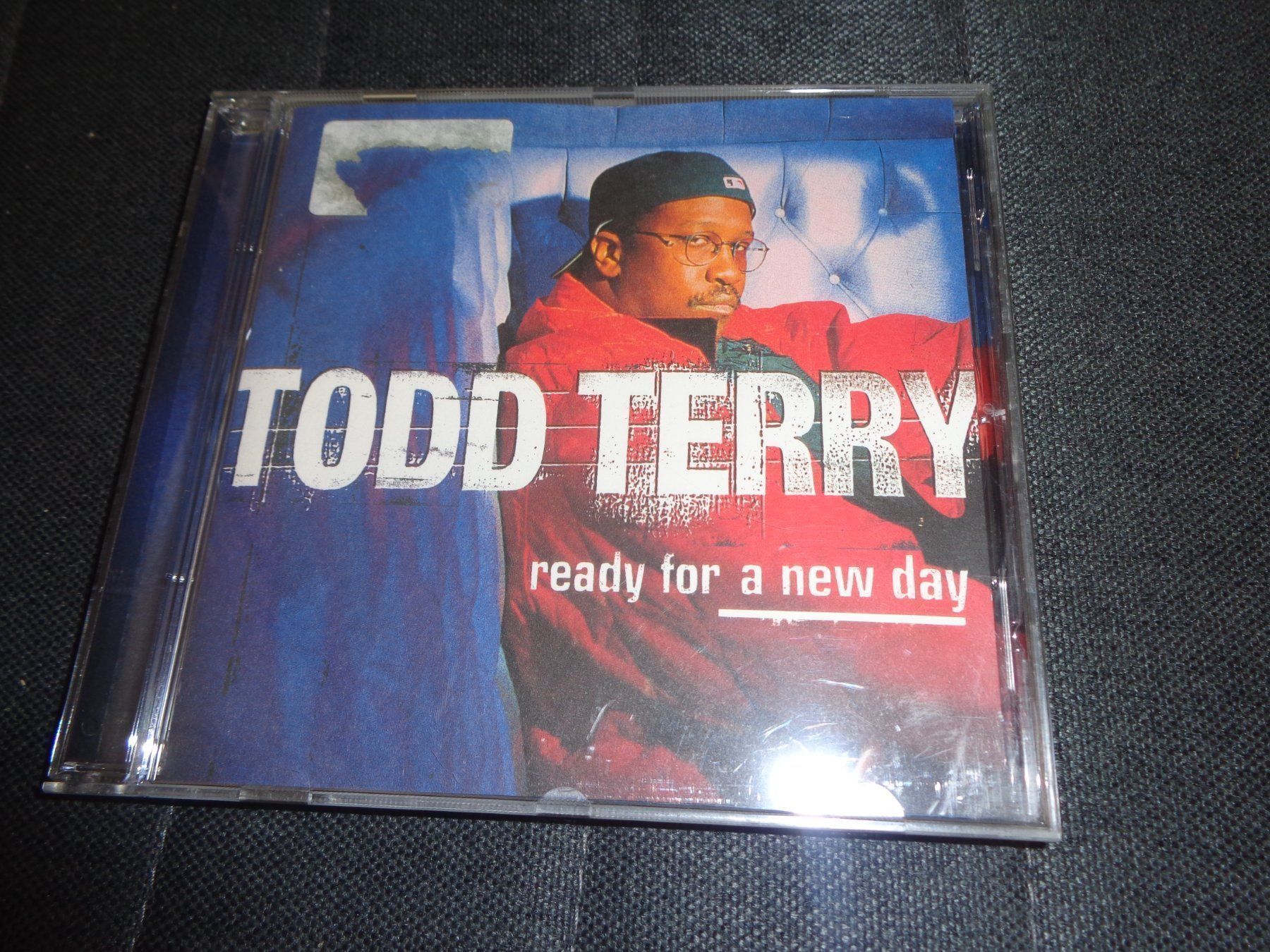 CD: Todd Terry - Ready for a new Day CD – Usato da Olten venduto da Disc-Ausverkauf