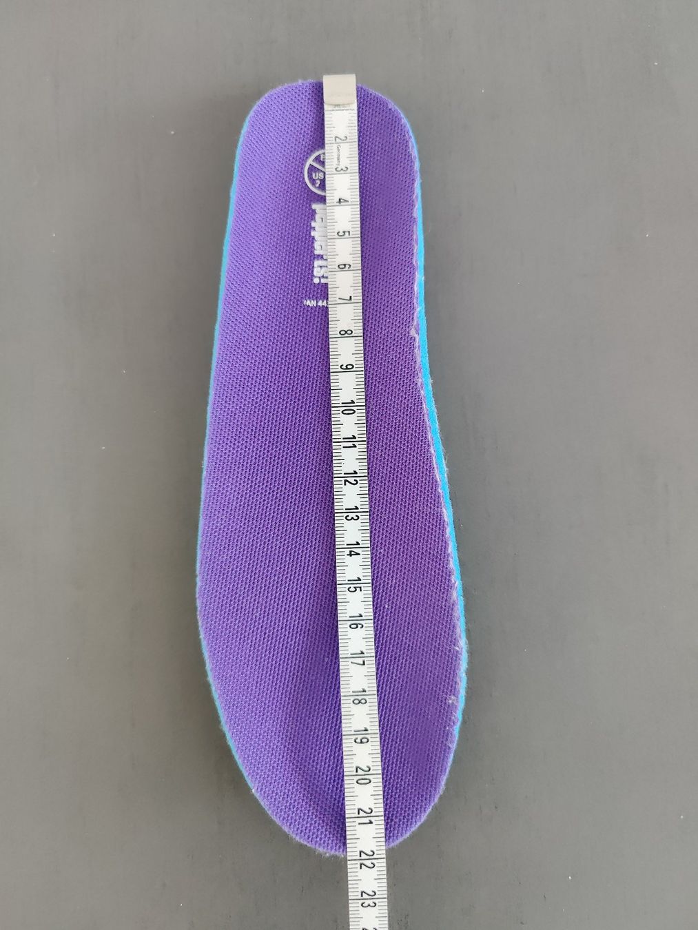Lidl Scarpe per ragazze: Pepperts Sneakers Gr. 33, Lila – Usato da Oberglatt ZH venduto da COiNCiDENT 4