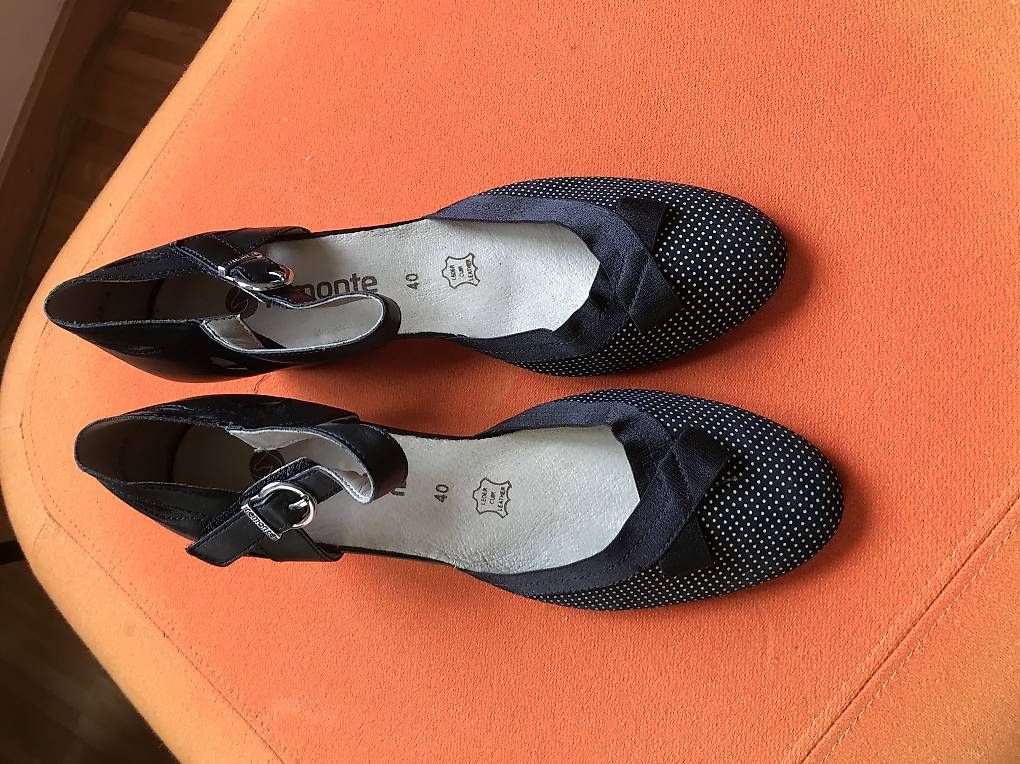 Damenschuhe: Remonte Riemchenpumps Gr. 40 – Gebraucht aus Arlesheim von sonpia 1