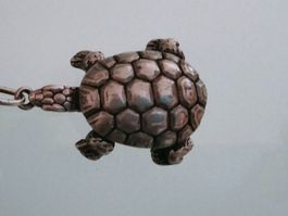 Alter Schlüsselanhänger Schildkröte Silber gepunzt