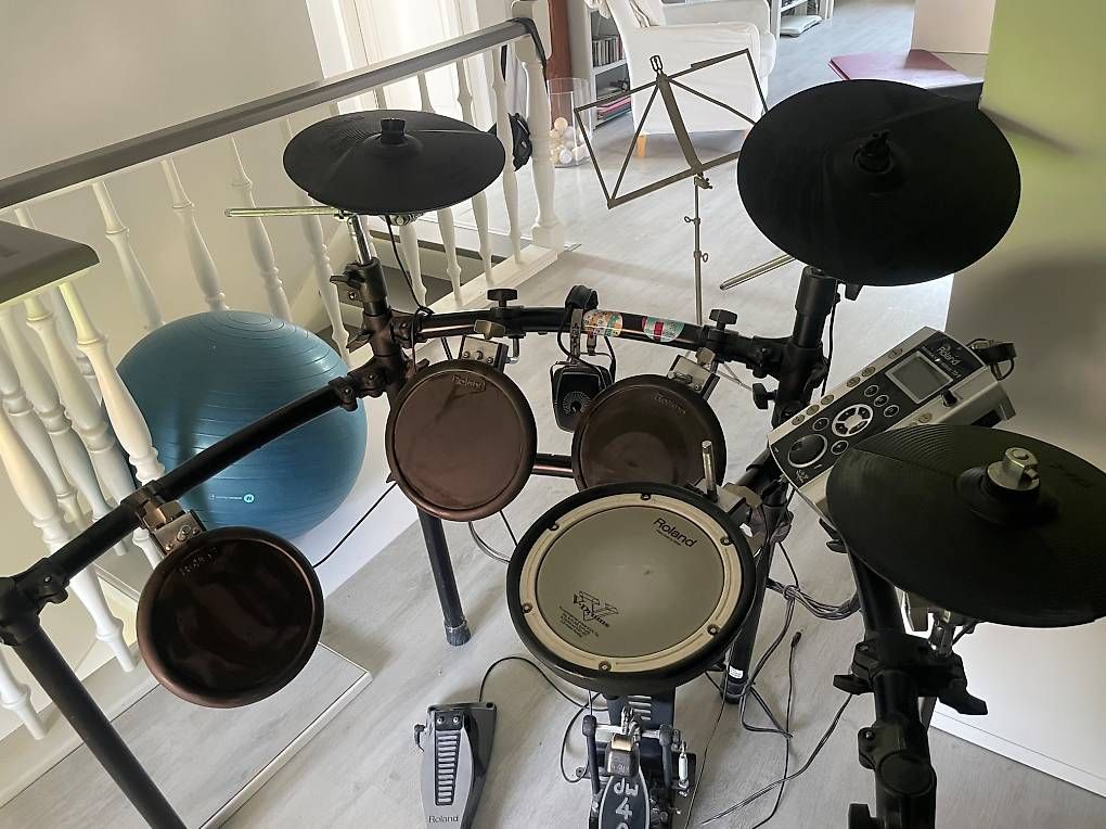 Roland Musikinstrumente: batterie roland TD-9 – Gebraucht aus Lausanne von Auderaie