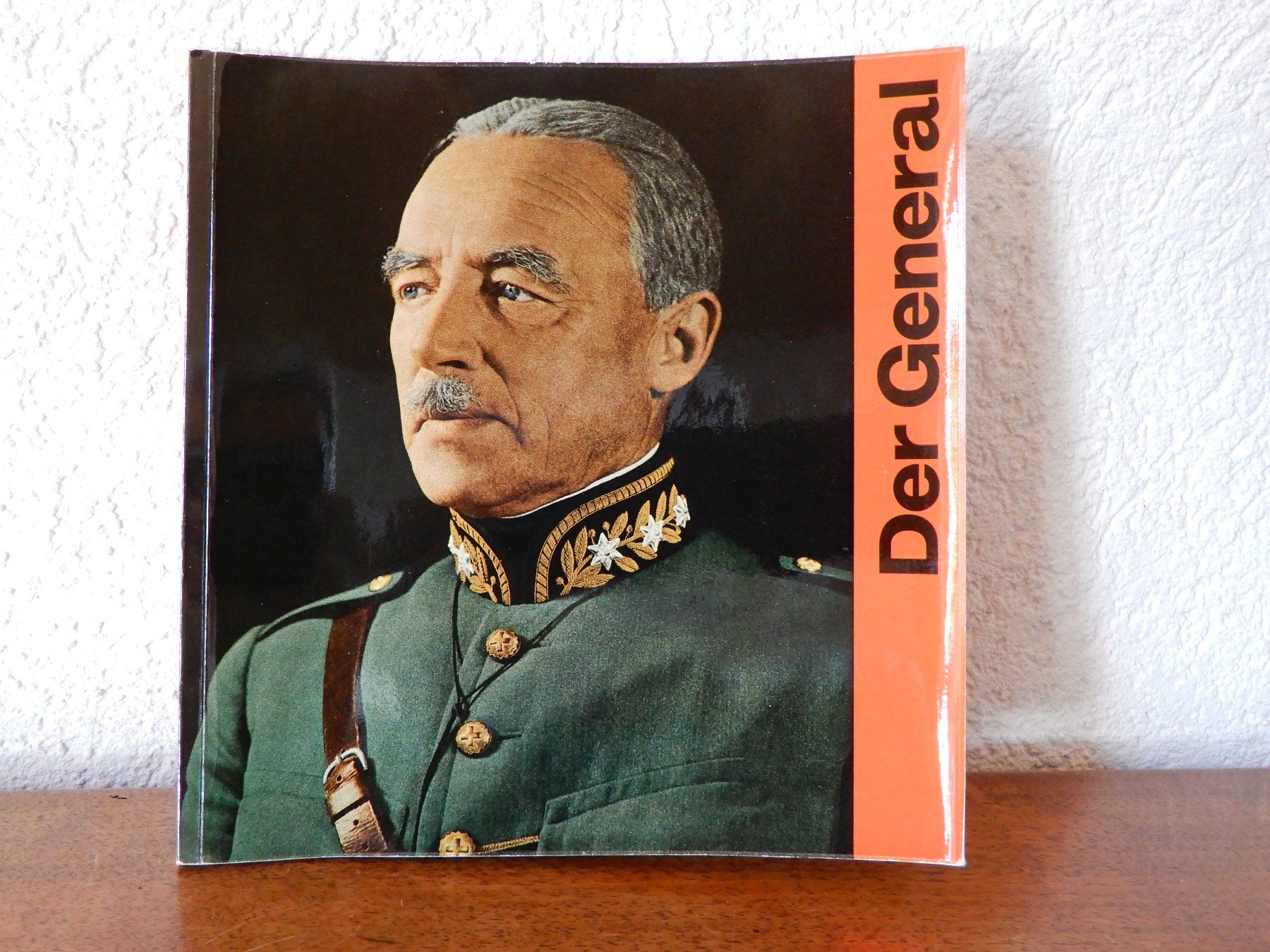 Bücher: Der General - Walter Verlag - 1960 – Gebraucht aus Senèdes von Framboise52 1
