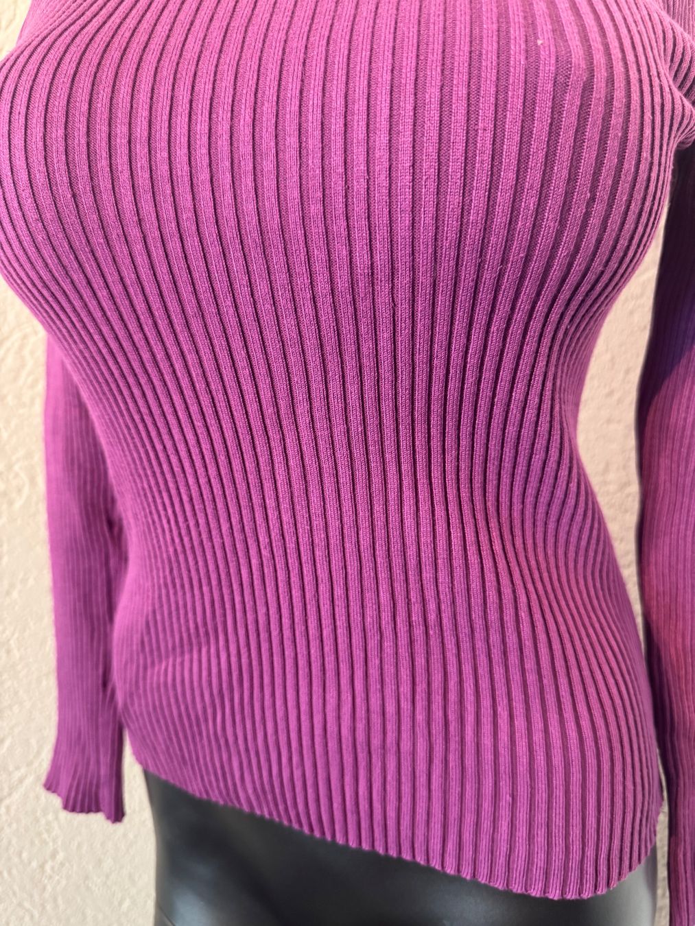 Maglioni & Felpe: Lila strickpullover mit gekreuztem V- Ausschnitt Gr S Geripp – Usato da Frenkendorf venduto da Style365 4