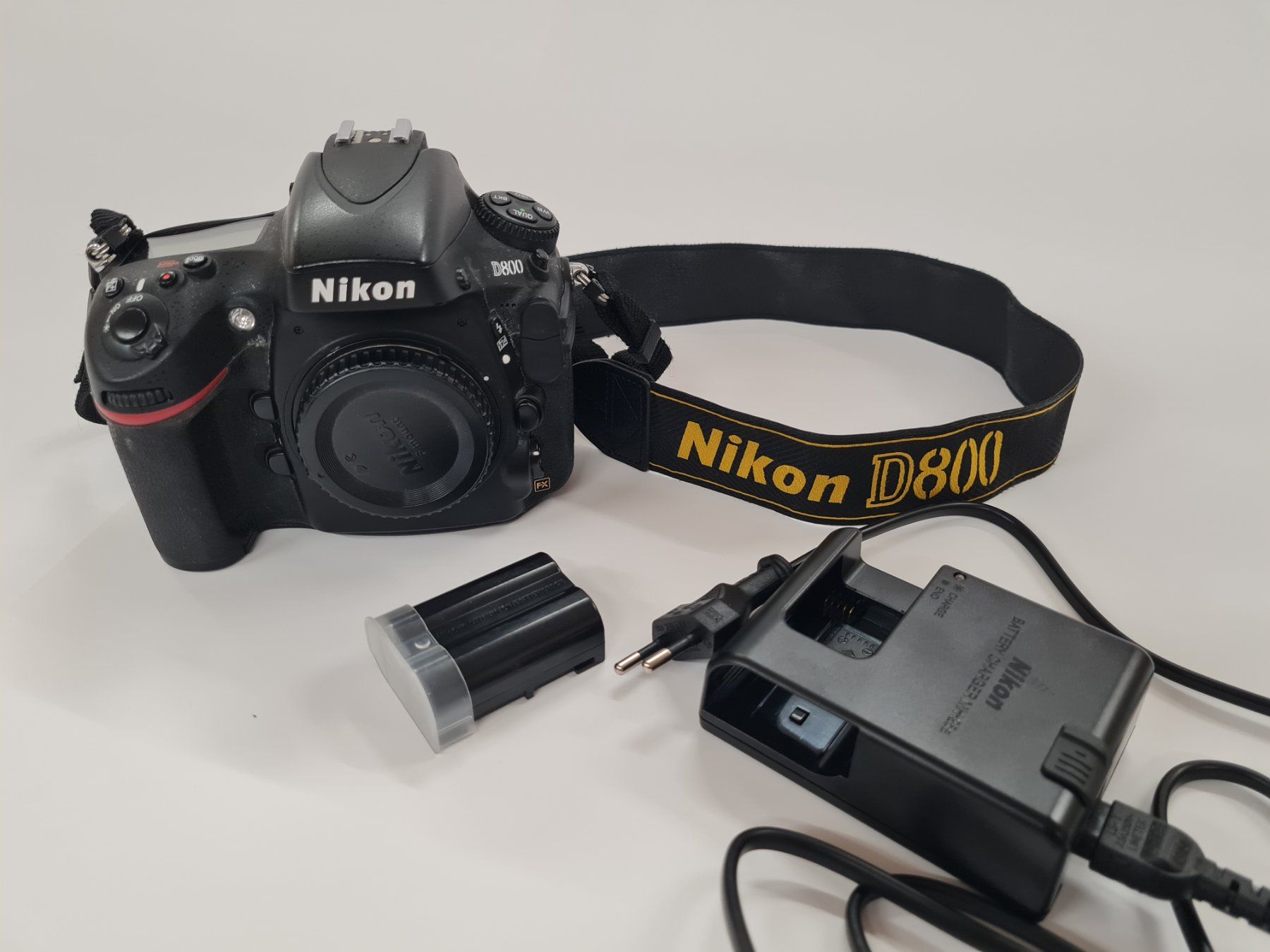 Nikon Appareil photo: Nikon D800 – D'occasion à Blumenstein par Funicorn 5