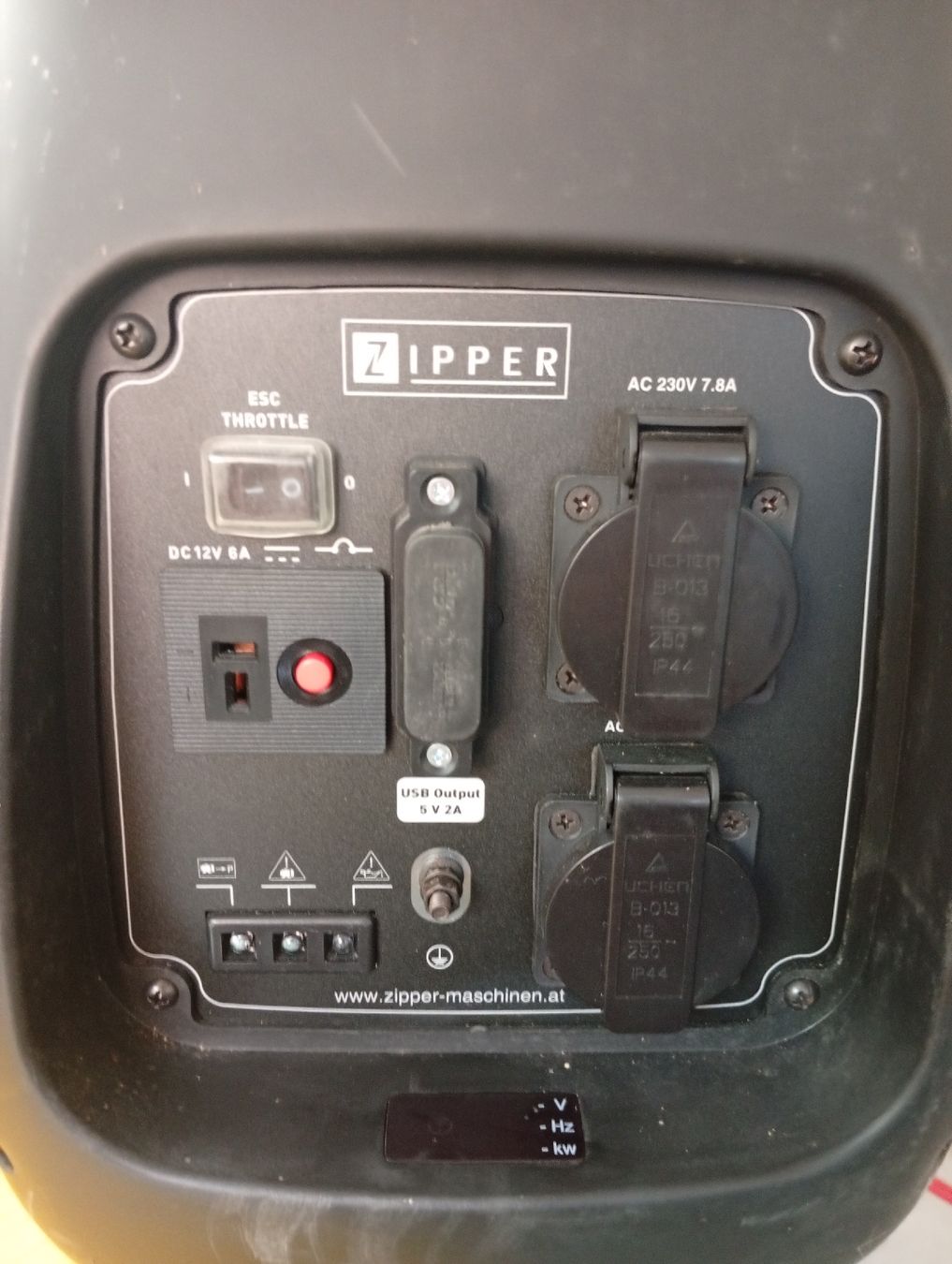 Generatori di corrente: ZIPPER Inverter Generator Sinuswelle – Nuovo (secondo la descrizione) da Berneck venduto da Schlings 2