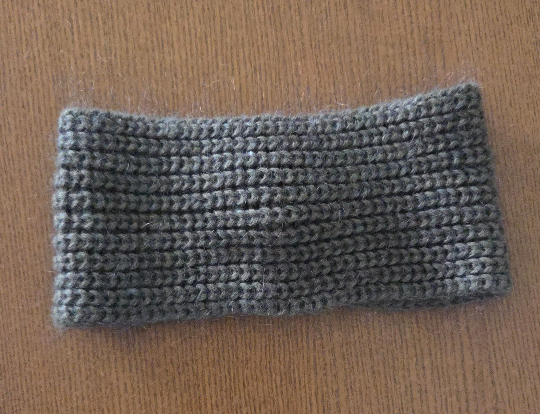 Hüte, Mützen & Caps: Stirnband in Khaki – Gebraucht aus Zürich von wile_coyote 1