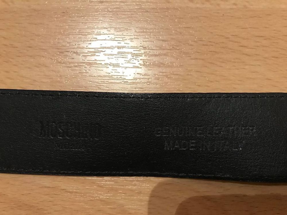 Cinture: ORIGINAL MOSCHINO GURT – Usato da Feuerthalen venduto da Lenzerheide95 1