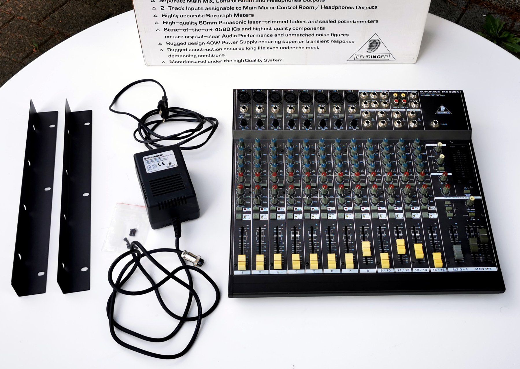 Behringer Mischpulte: Behringer EURORACK MX 2004 Mischpult – Gebraucht aus Wohlen AG von Sreichmuth 1
