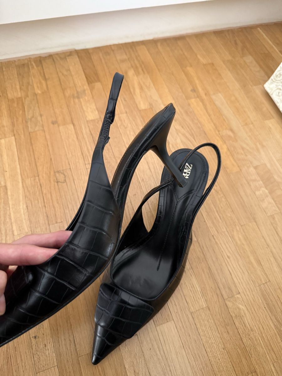 Zara Chaussures femmes: Escarpins Zara 38 – Neuf (Voir description) à Genève par van_yjj2 1
