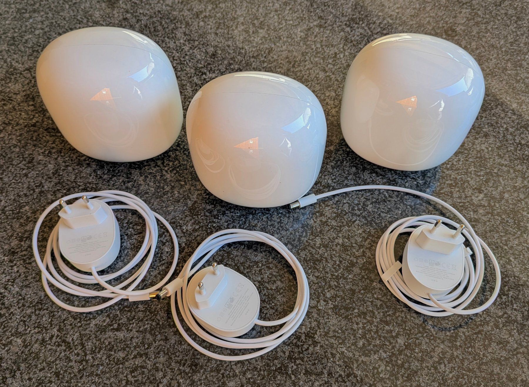 Modems & Router: Google Nest WiFi Pro 3er-Set – Gebraucht aus Naters von Radon