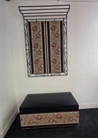 Vintage Truhe/Garderobe Set, Bezugstoff mit Rosenmuster