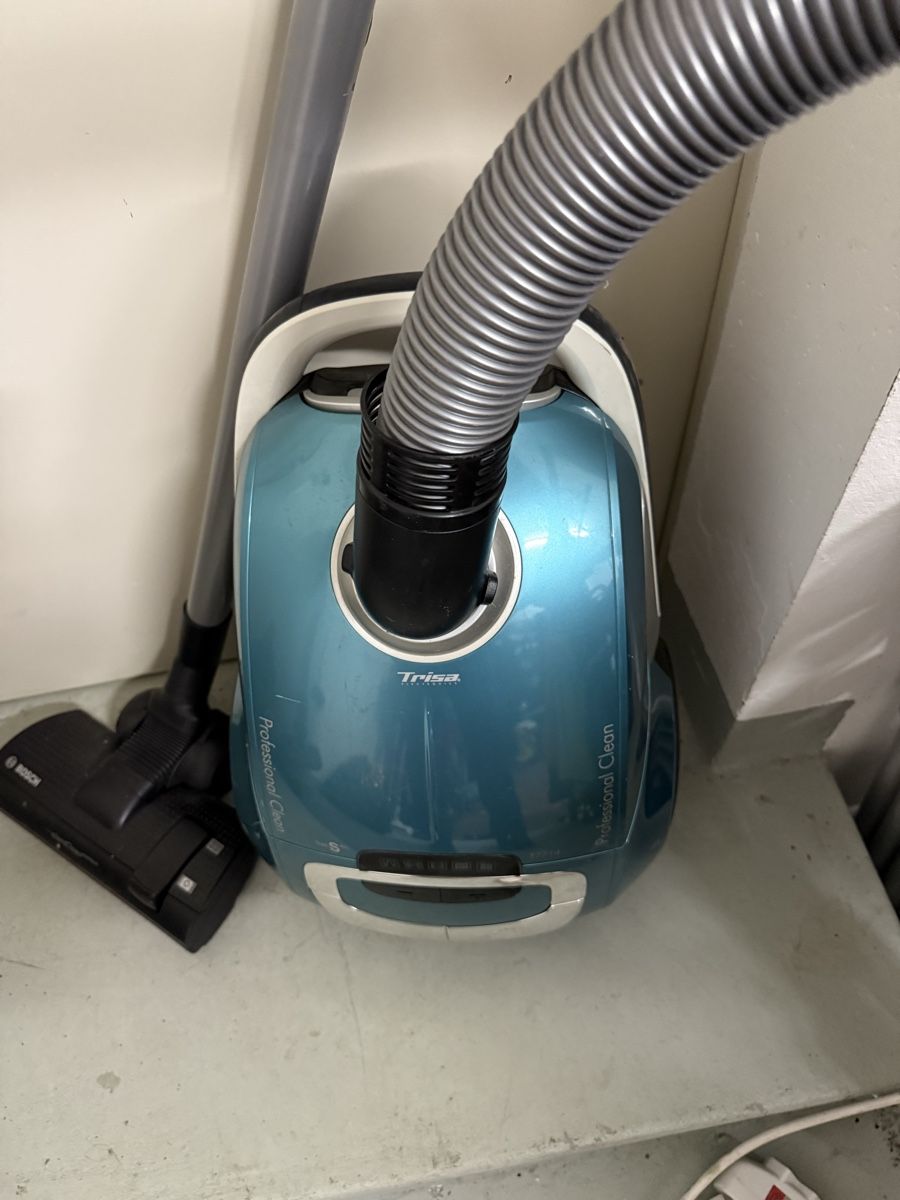 Staubsauger & Zubehör: Staubsauger von Trisa- Professional Clean – Gebraucht aus Birsfelden von mah_6yvz 1