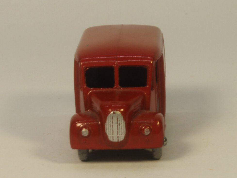 Matchbox Modellini d'auto: Matchbox Lesney 47A Trojan Van OVP – Usato da Zofingen venduto da Trukli58 2