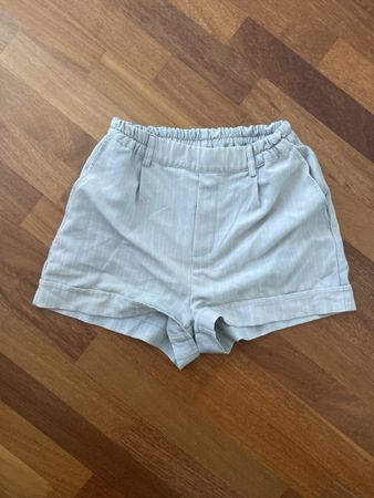 kurze Hosen 