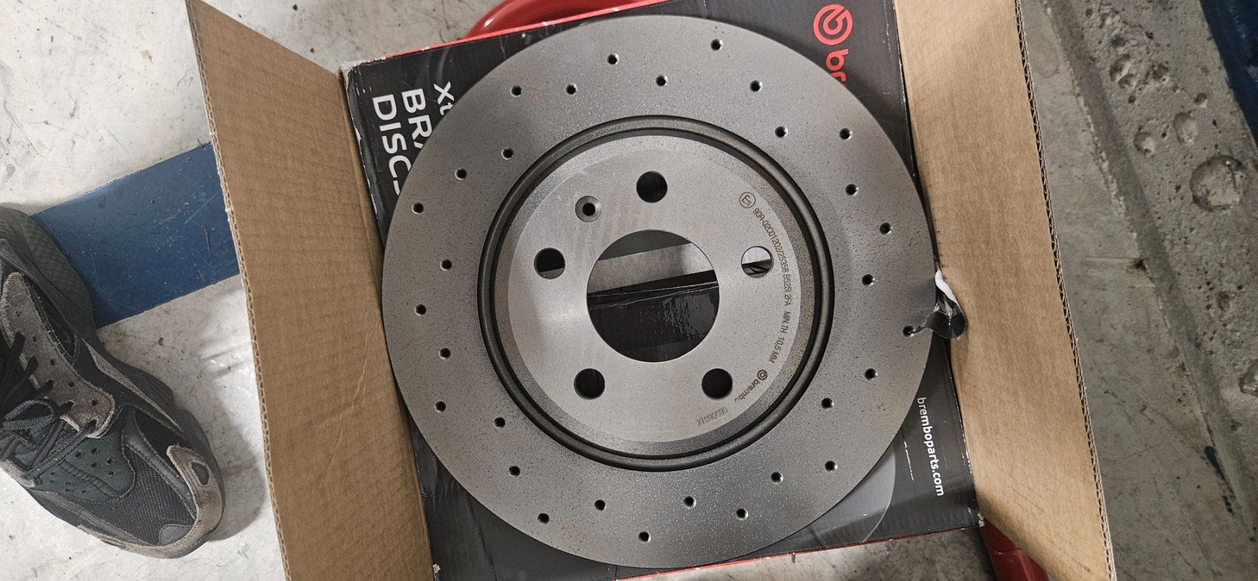 Audi Tutti pezzi di ricambio auto: Brembo Bremssheiben – Usato da Grenchen venduto da Tas_7gxh