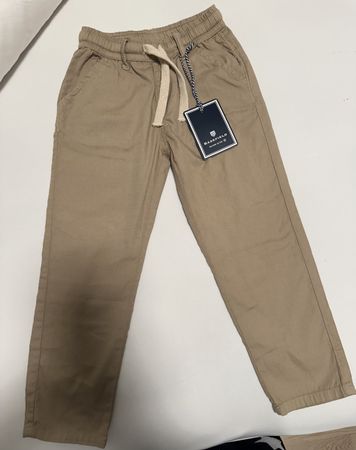 Kinderhose Marke Basefield Gr. 110 NEU