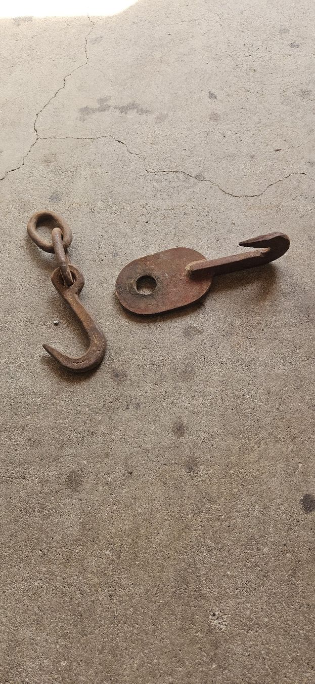 Ferramenta: Haken 2 Stück – Usato da Nürensdorf venduto da salibeer