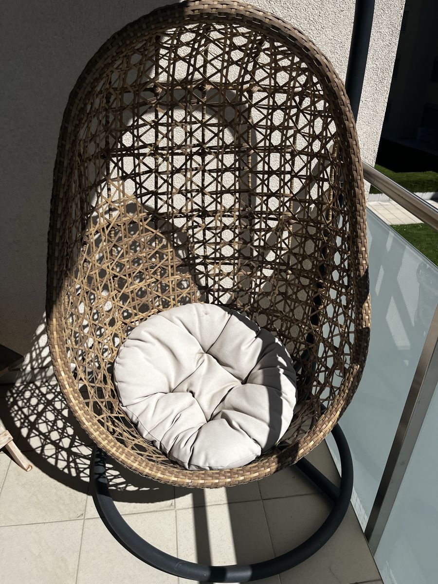 Poltrone pensili da giardino: Hanging Egg Chair - Kave Home – Nuovo (secondo la descrizione) da Sierre venduto da ana_2lzm
