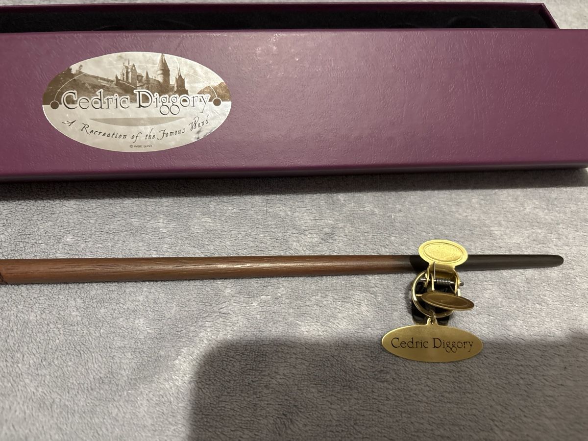 Figuren: Zauberstab Harry Potter Cedric Diggory Neu mit Box – Neu (gemäss Beschreibung) aus Zürich von zimtstern45 2