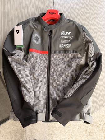 Motorradjacke Rev'it Swiftblade schwarz-rot Grösse 3XL