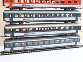 Roco 4 x SBB Personenwagen Set - H0 Familienwagen