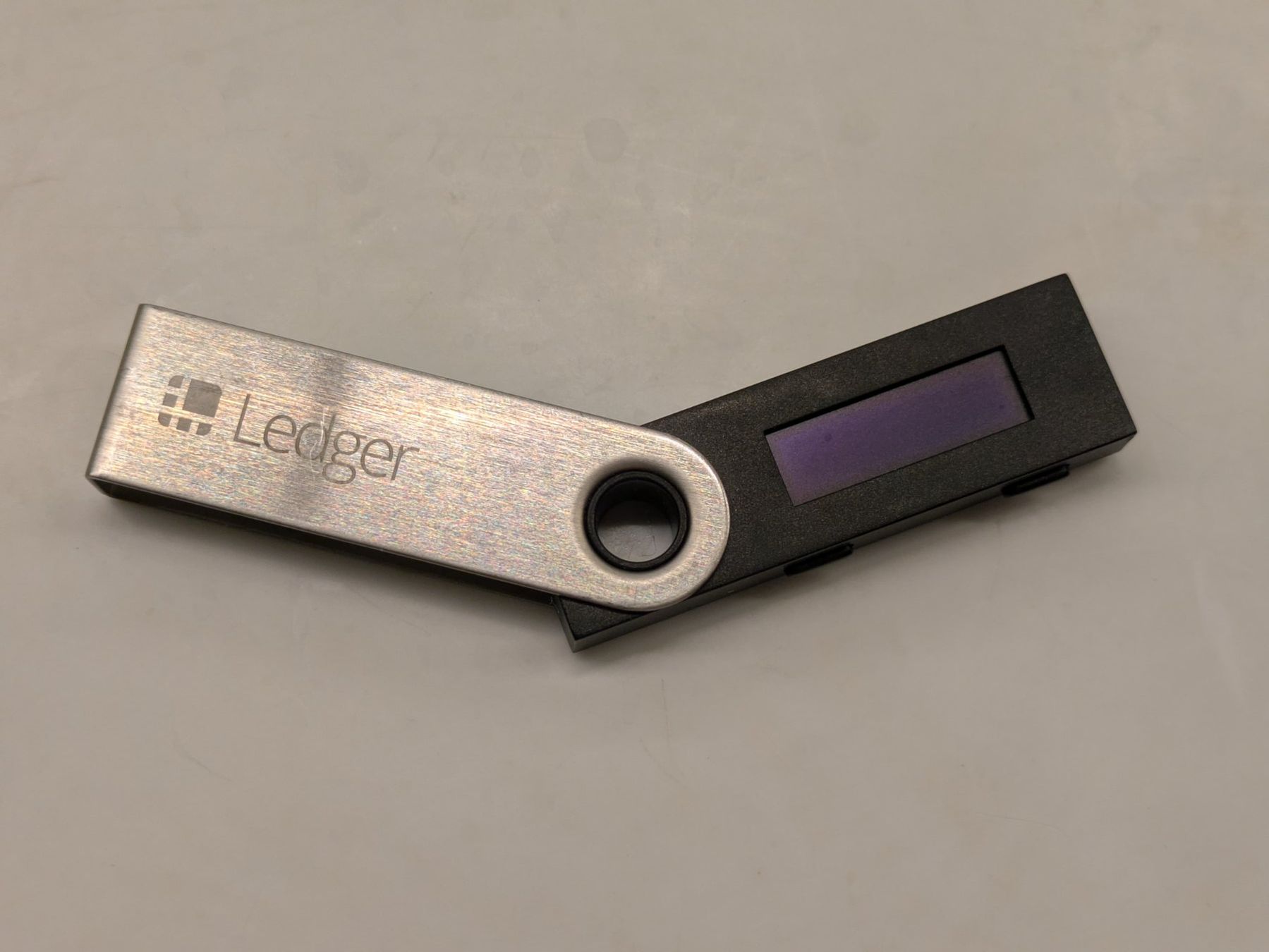 Ledger Coin Miner: ​Ledger Nano S - Hardware Wallet / Crypto Wallet – Gebraucht aus Küsnacht ZH von miru678