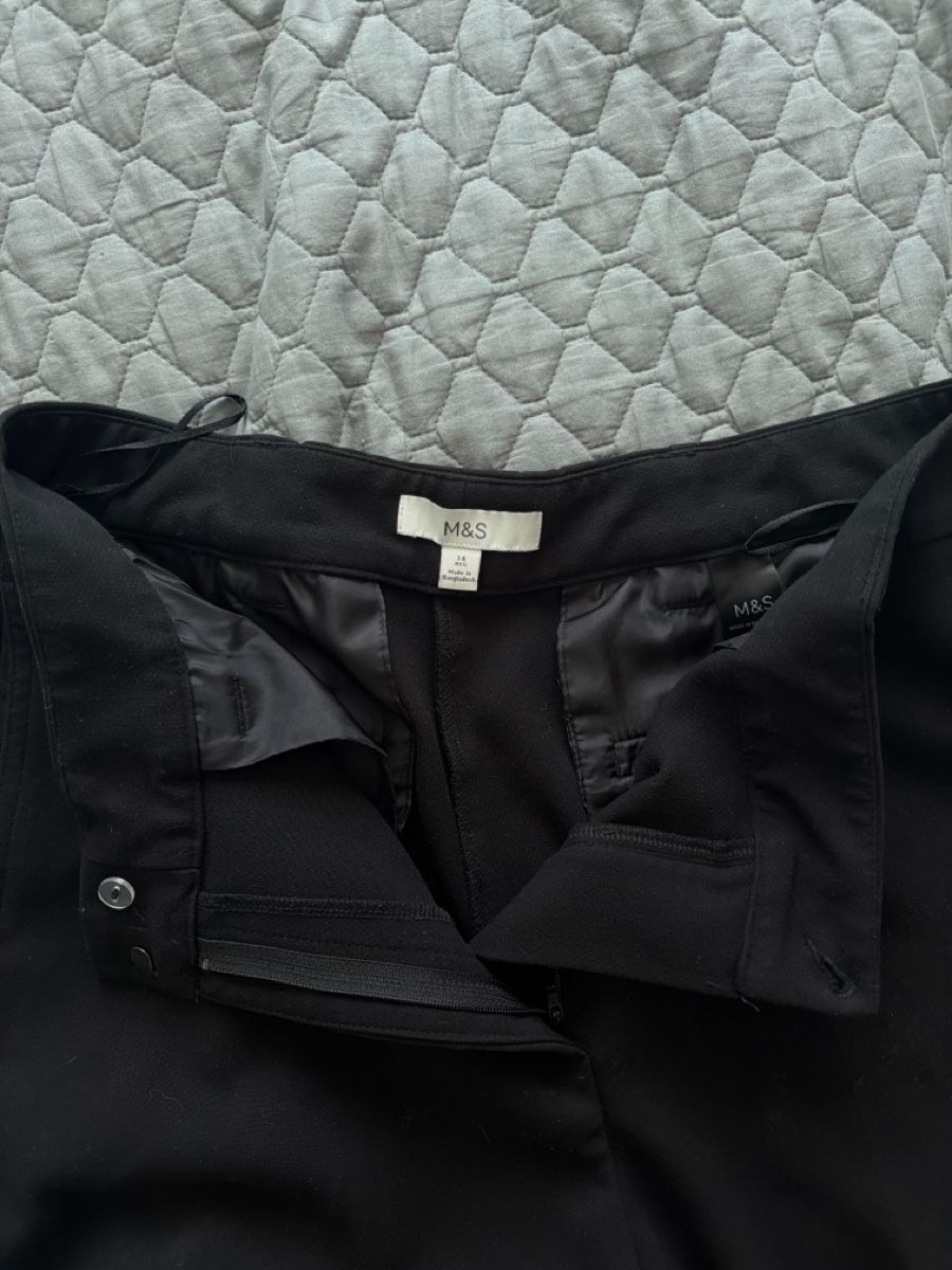 Pantaloni: Marks & Spencer Hose – Usato da Dübendorf venduto da MariaS. 2