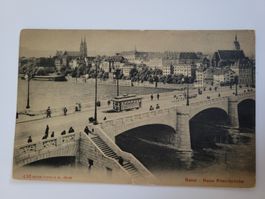 Alte Ansichtskarte Basel - Mittlere Rheinbrücke, Tram R2