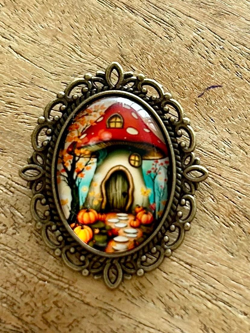 Plaquettes & Badges: Brosche / Pin Wald Pilz – Neuf avec emballage d'origine à Geneve par vane267