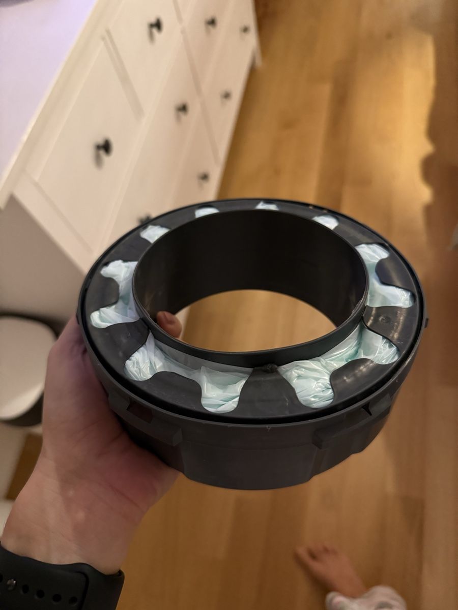 Tommee Tippee Abfalleimer: 10 Sangenic Twist & Click refill cassettes – Neu (gemäss Beschreibung) aus Zürich von sas_5f2h