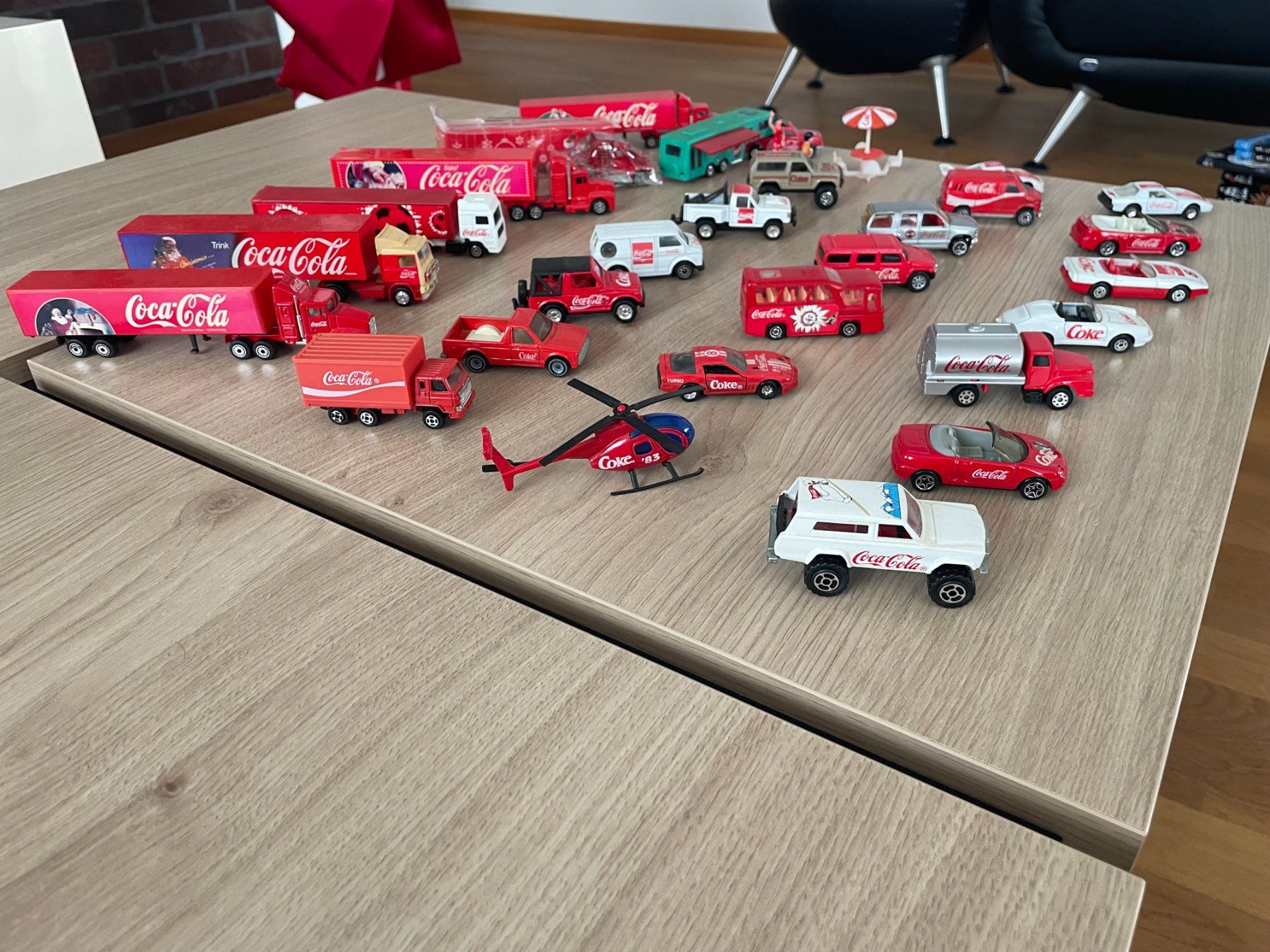 Coca-Cola Modellini d'auto: Coca-Cola Autos – Usato da Umiken venduto da Freundschaft 5