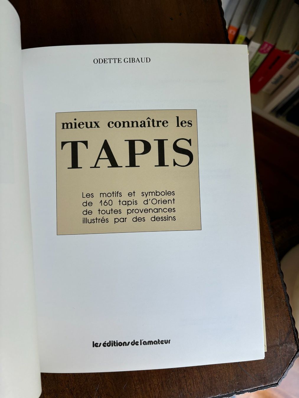 Libri: Livre "Mieux connaître les Tapis" – Nuovo (secondo la descrizione) da OBERENGSTRINGEN venduto da Lolo6316 1