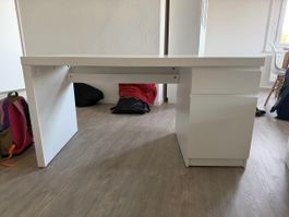 IKEA Schreibtisch weiss; gebrauchter Zustand