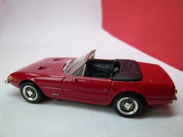 Ferrari 365GTS DAYTONA Cabrio - altes Modell von Detail Cars