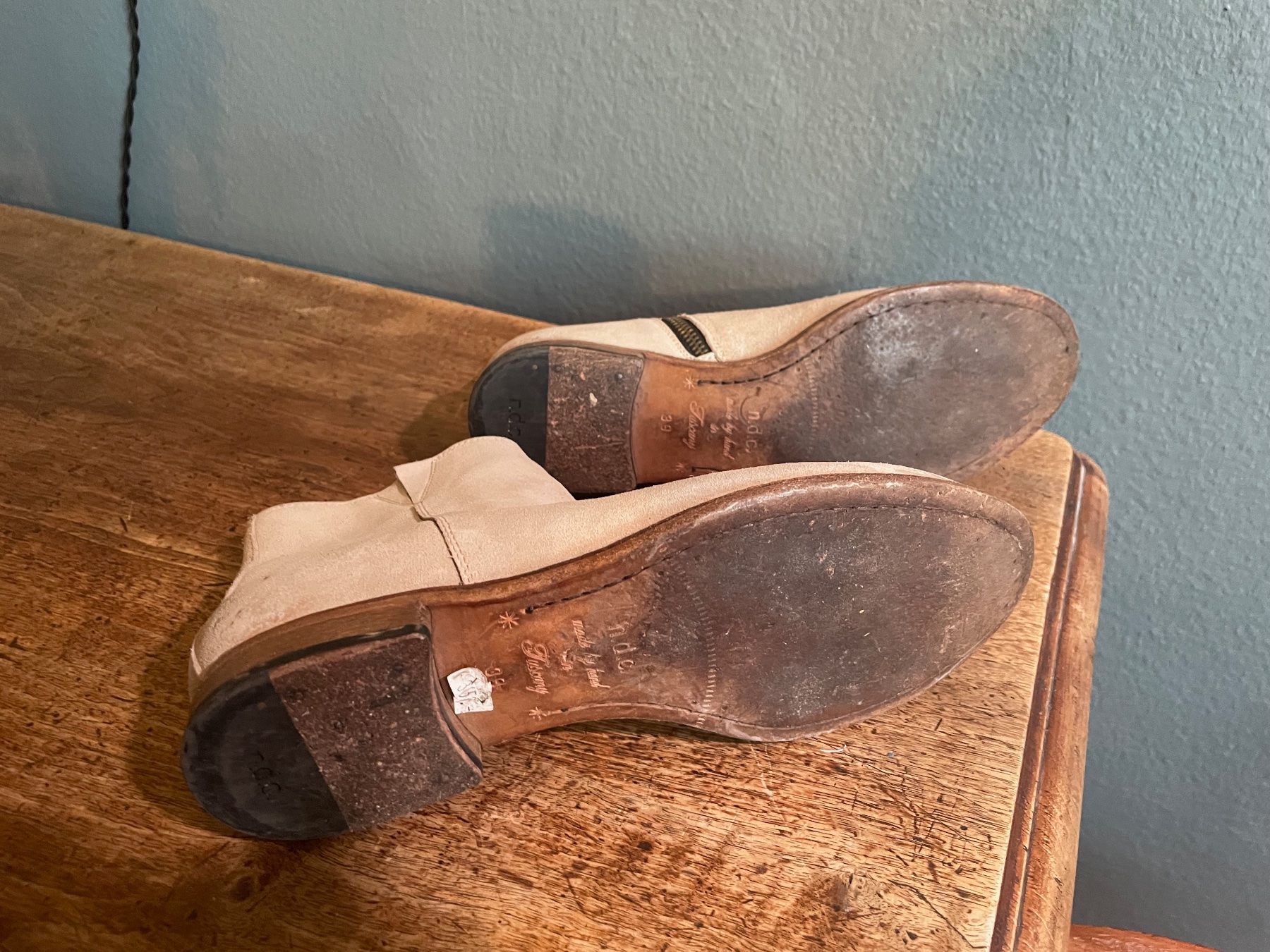 Scarpe da donna: n.d.c. "made by hand" Tuscany Stiefeletten "ivory" Grösse 39 – Usato da Bern venduto da Rigoler 2