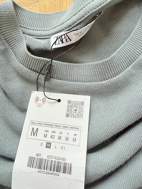 Zara T-shirt: Zara T-shirt – Nuovo e nell'imballaggio originale da Basel venduto da alu_l9s8 2