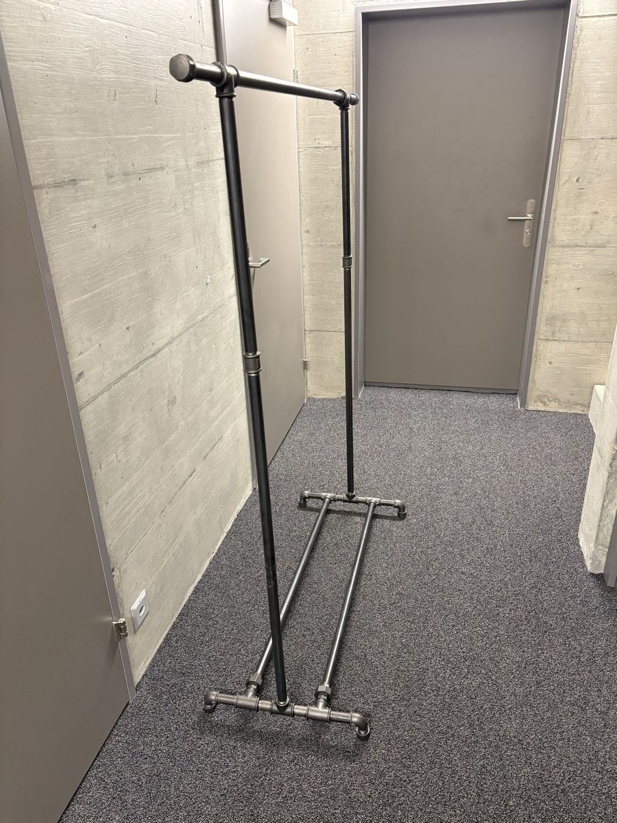 Guardaroba: Rackbuddy Garderobe – Usato da Zürich venduto da hauke42 1