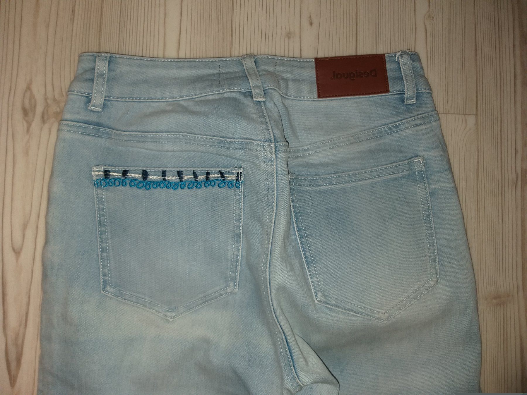 Desigual Jeans: Jeans DESIGUAL  Taille / Grosse W 26......... – Gebraucht aus Cossonay-ville von Super-Price-Quality 5